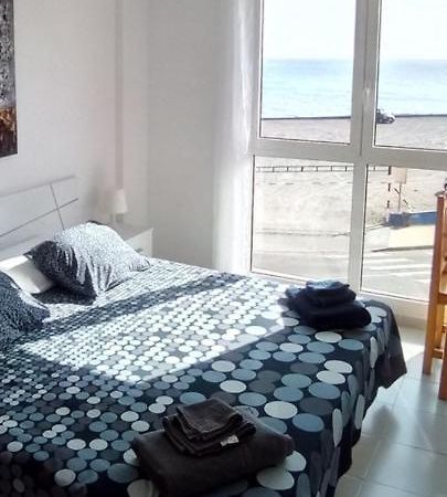 Un Dormitorio Frente Playa El Medano Exteriér fotografie